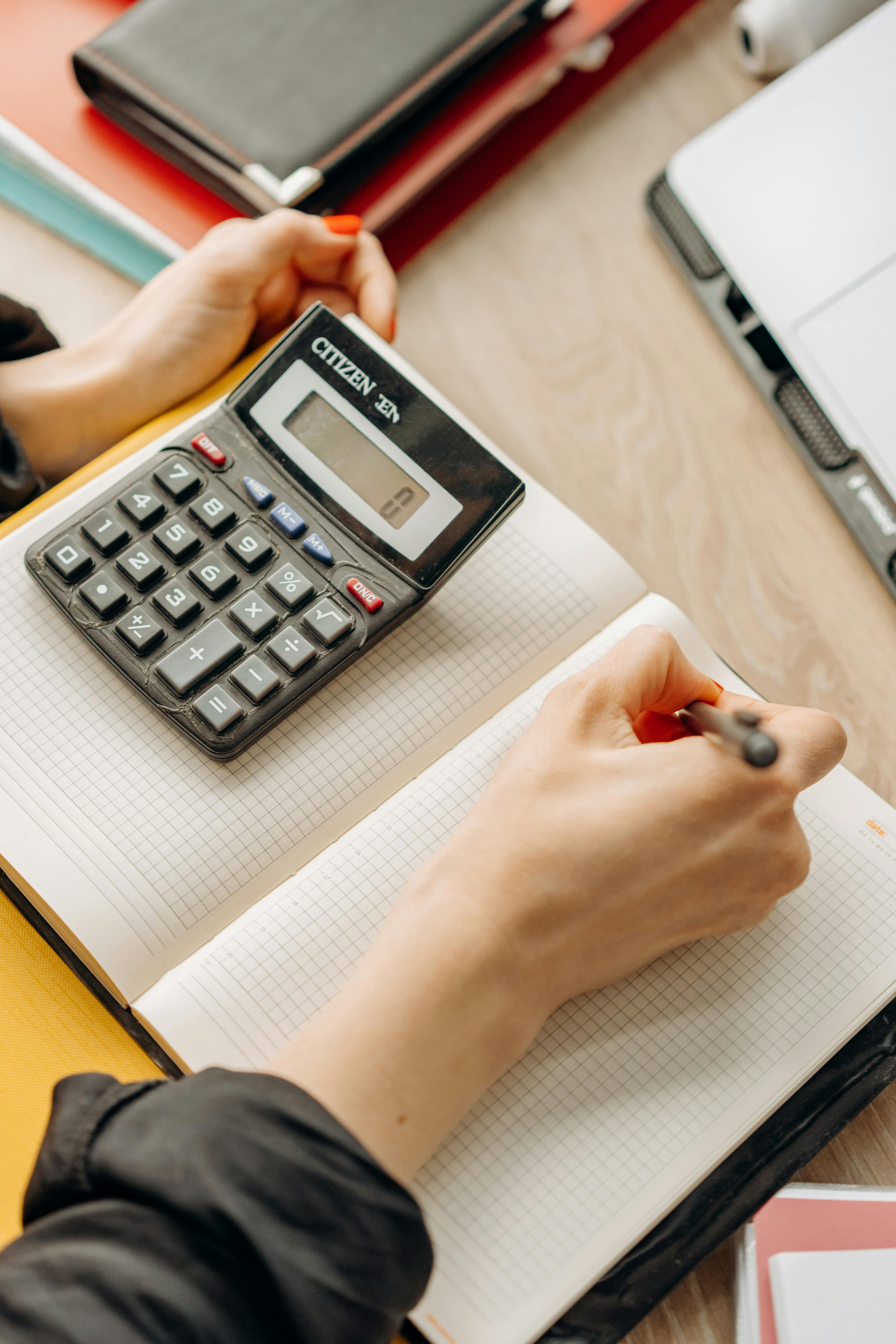 Plus-value immobilière : comment est-elle calculée si vous vendez dans le secteur de Saint-Cast-le-Guildo, Saint-Jacut-de-la-Mer et Plancoët cette année ?